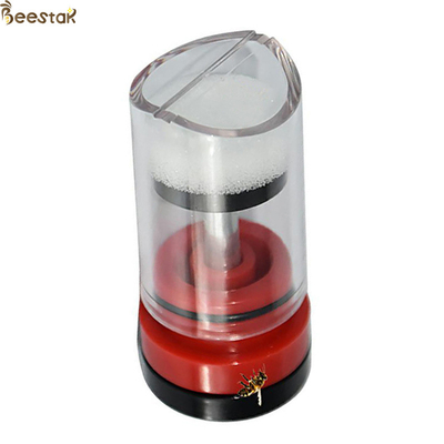 Αγορά Πλαστικό κιβώτιο βασίλισσας Bee Marker Red Transparent σημάδι βασίλισσα Rearing σε απευθείας σύνδεση κατασκευή